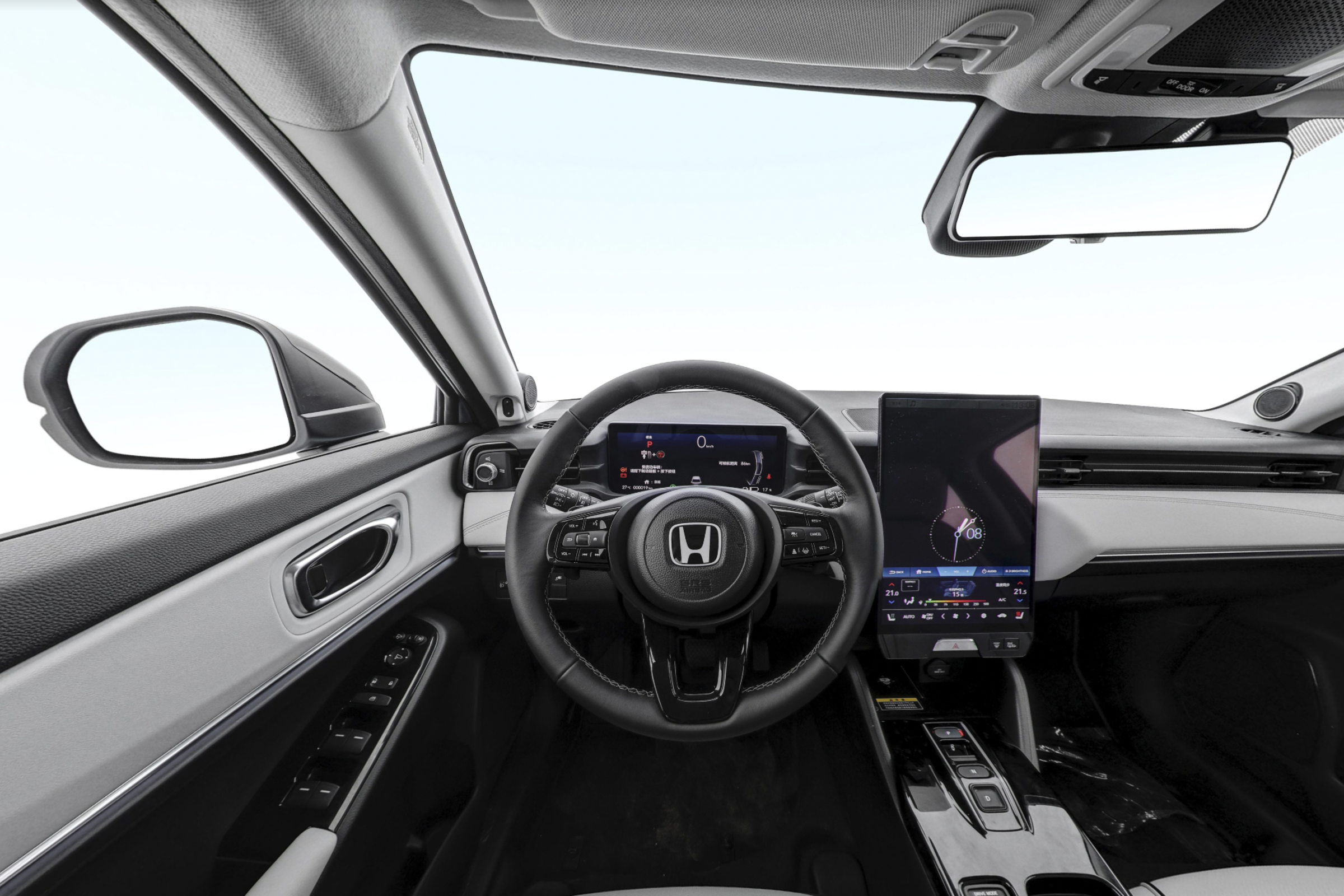 Огляд салону Honda e:NS1