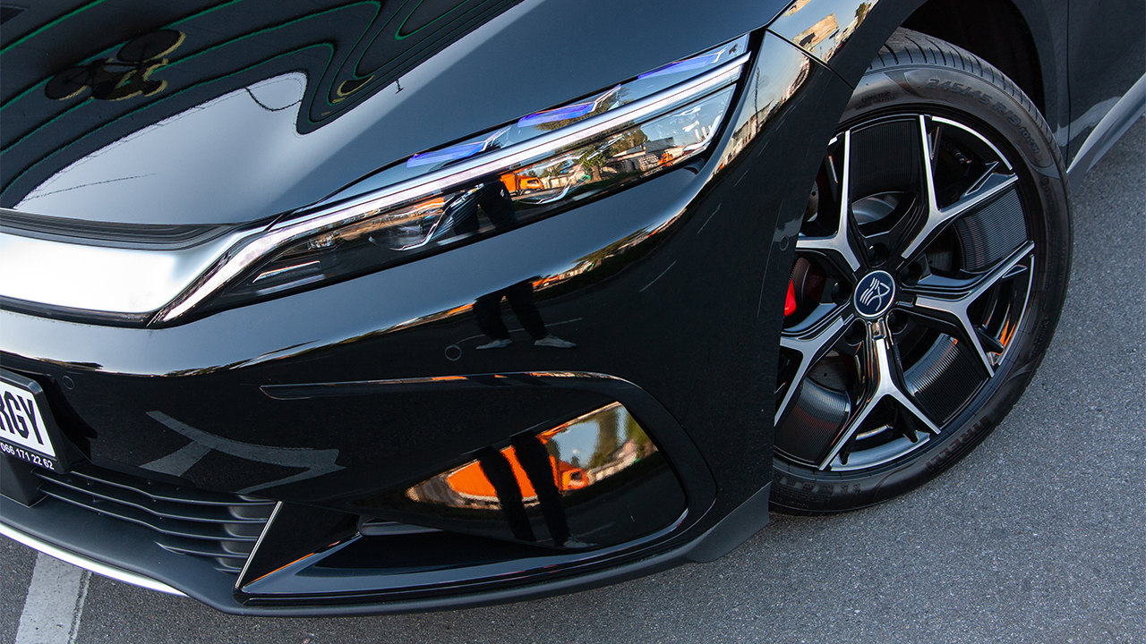 BYD Han EV Flagship black - фото 2