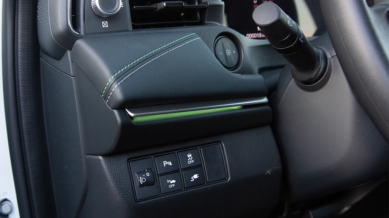 Honda e:NP1 e-Chi white - фото салон 4
