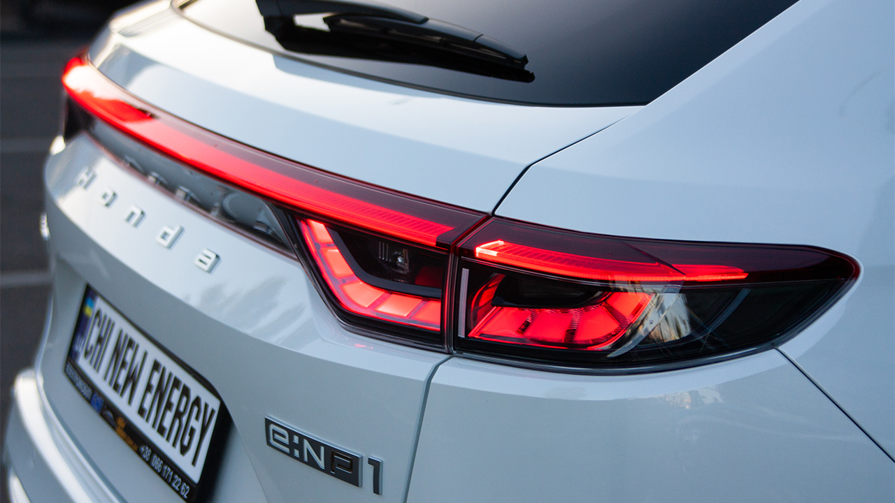 Honda e:NP1 e-Chi white - фото 6
