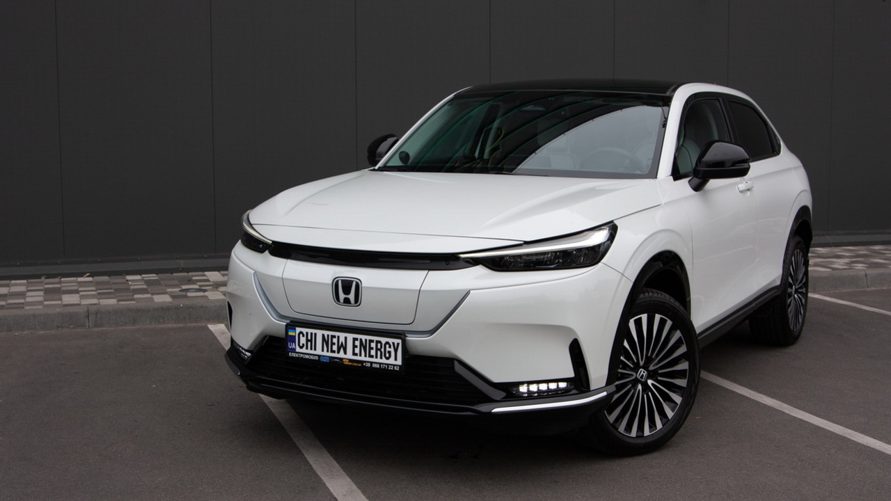 Honda e:NS1 e-Border white - фото