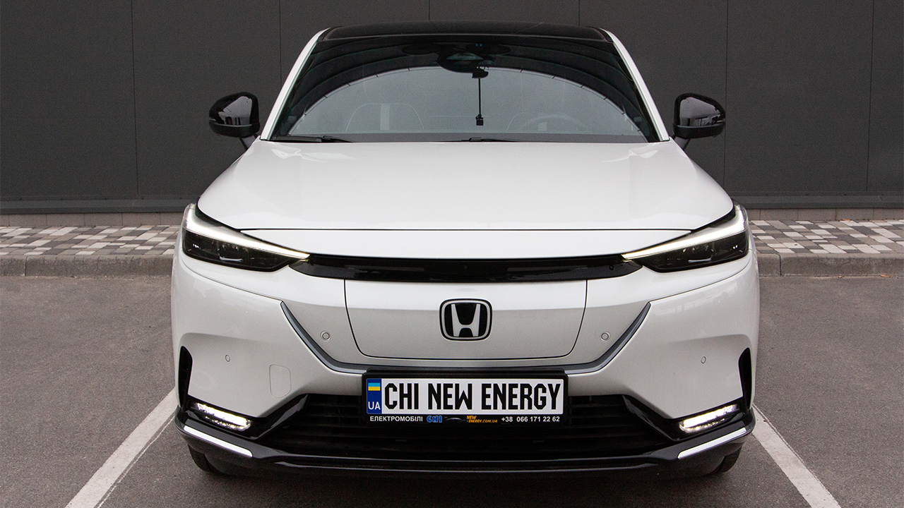 Honda e:NS1 e-Border white - фото 10