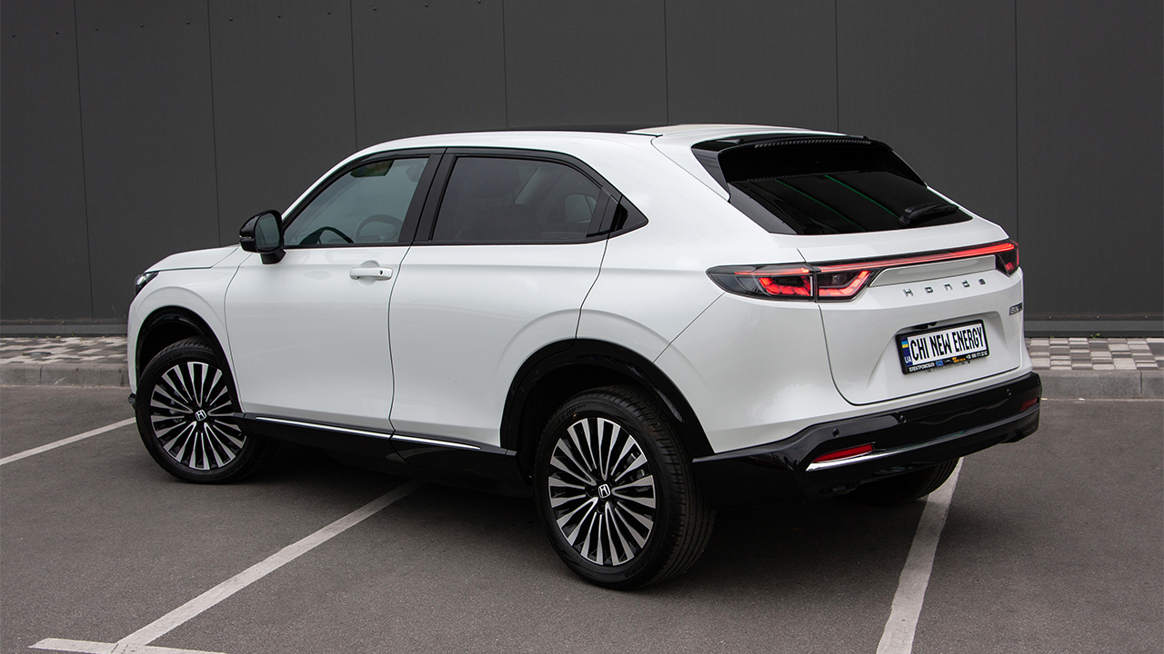 Honda e:NS1 e-Border white - фото 4