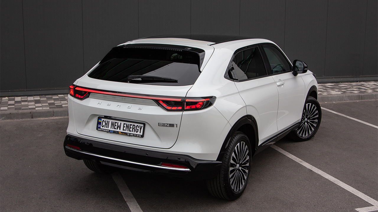 Honda e:NS1 e-Border white - фото 6