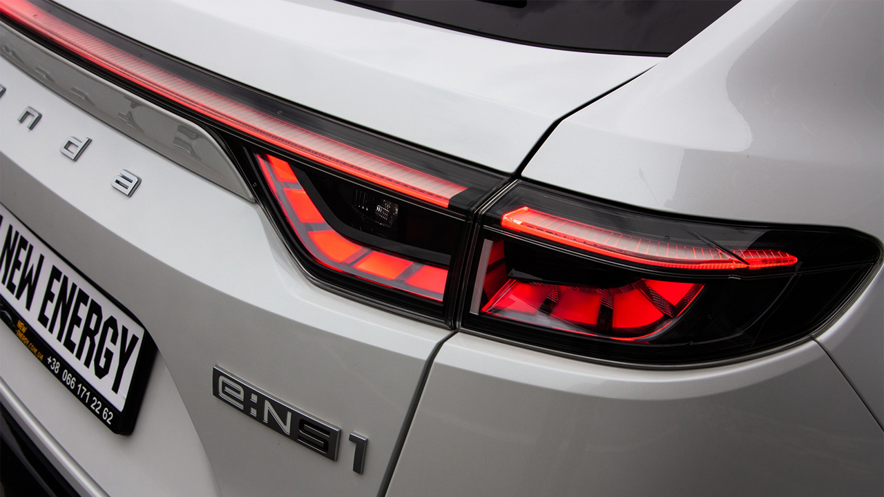 Honda e:NS1 e-Border white - фото 7
