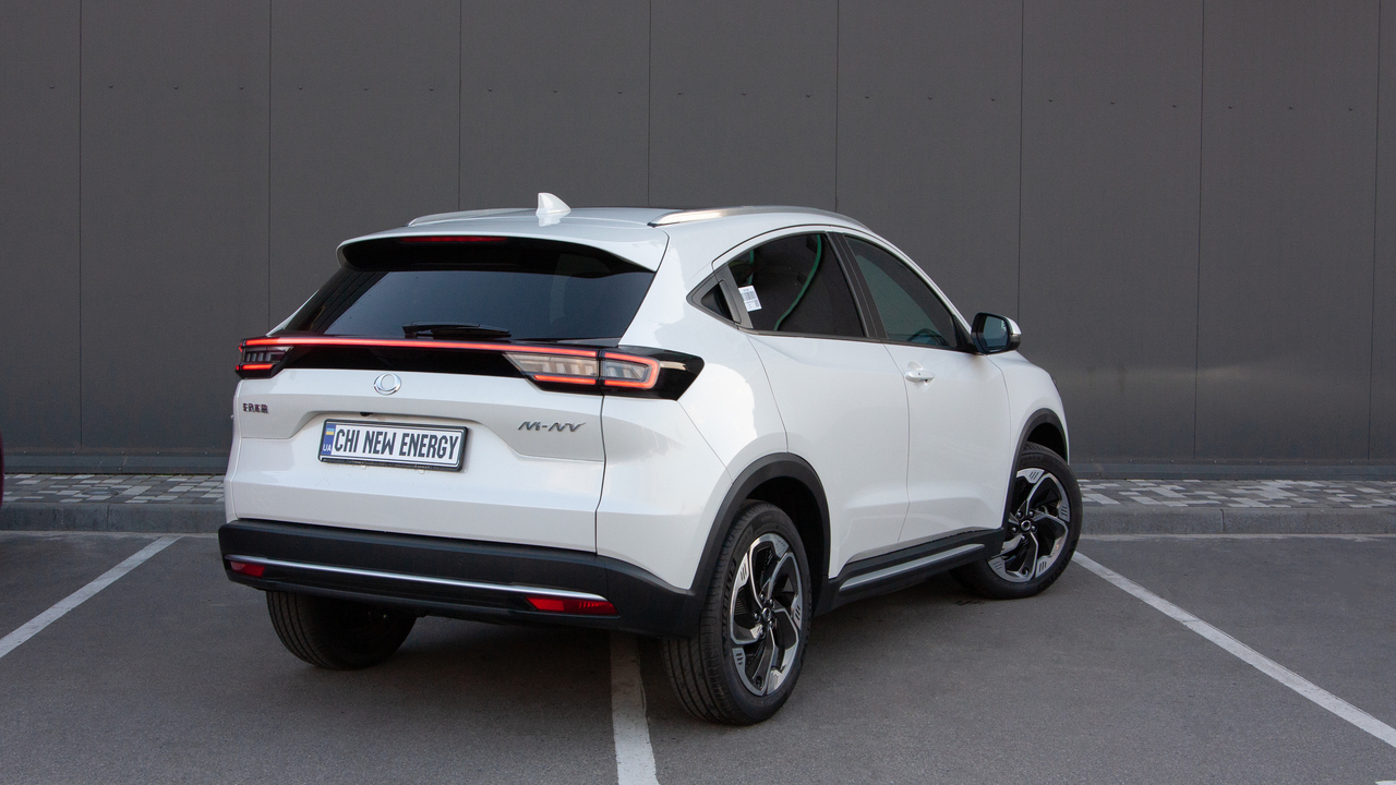 Honda M-NV Top white - фото 5