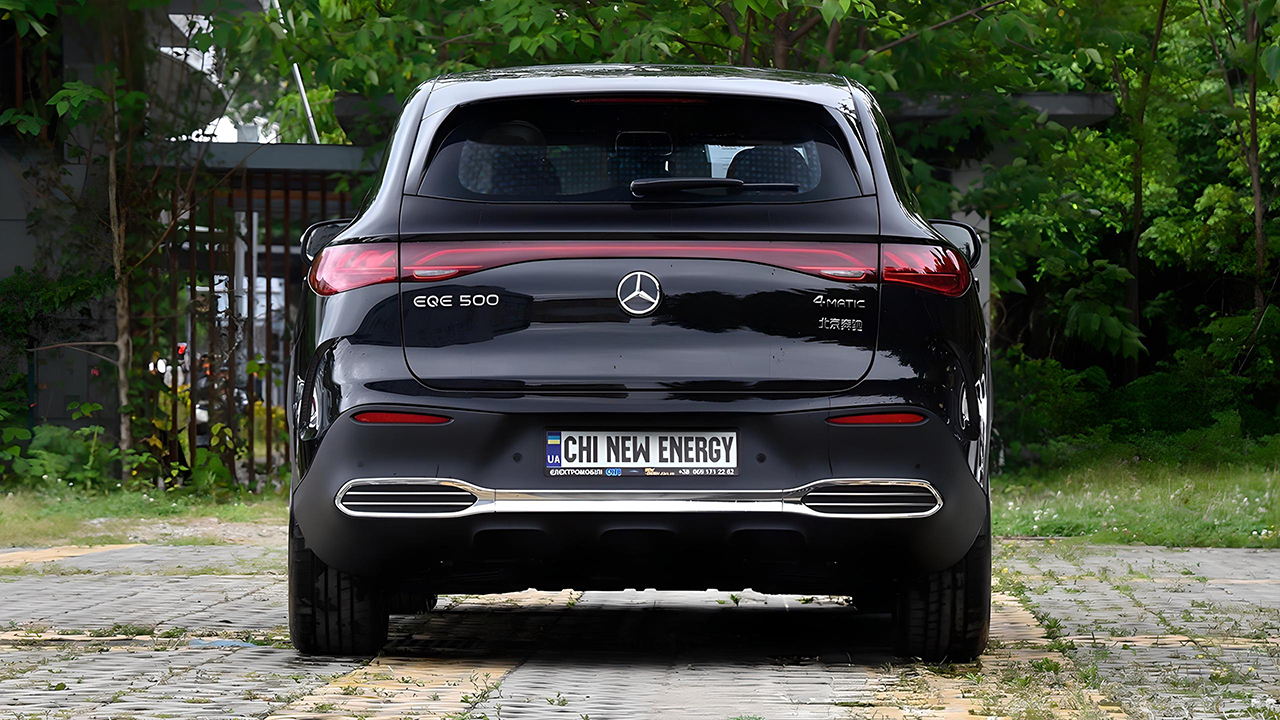 Mercedes-Benz EQE SUV 500 4MATIC Pioneer black - фото 4