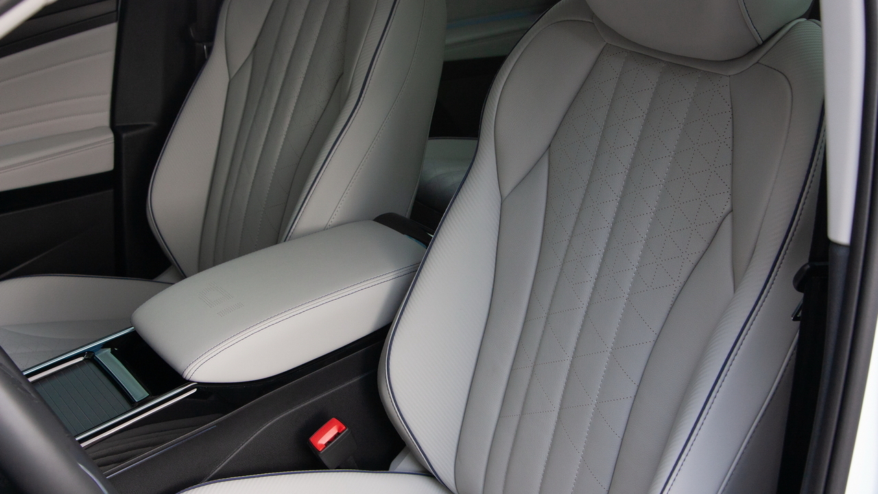 Volkswagen ID.6 X Prime white - фото салон 11