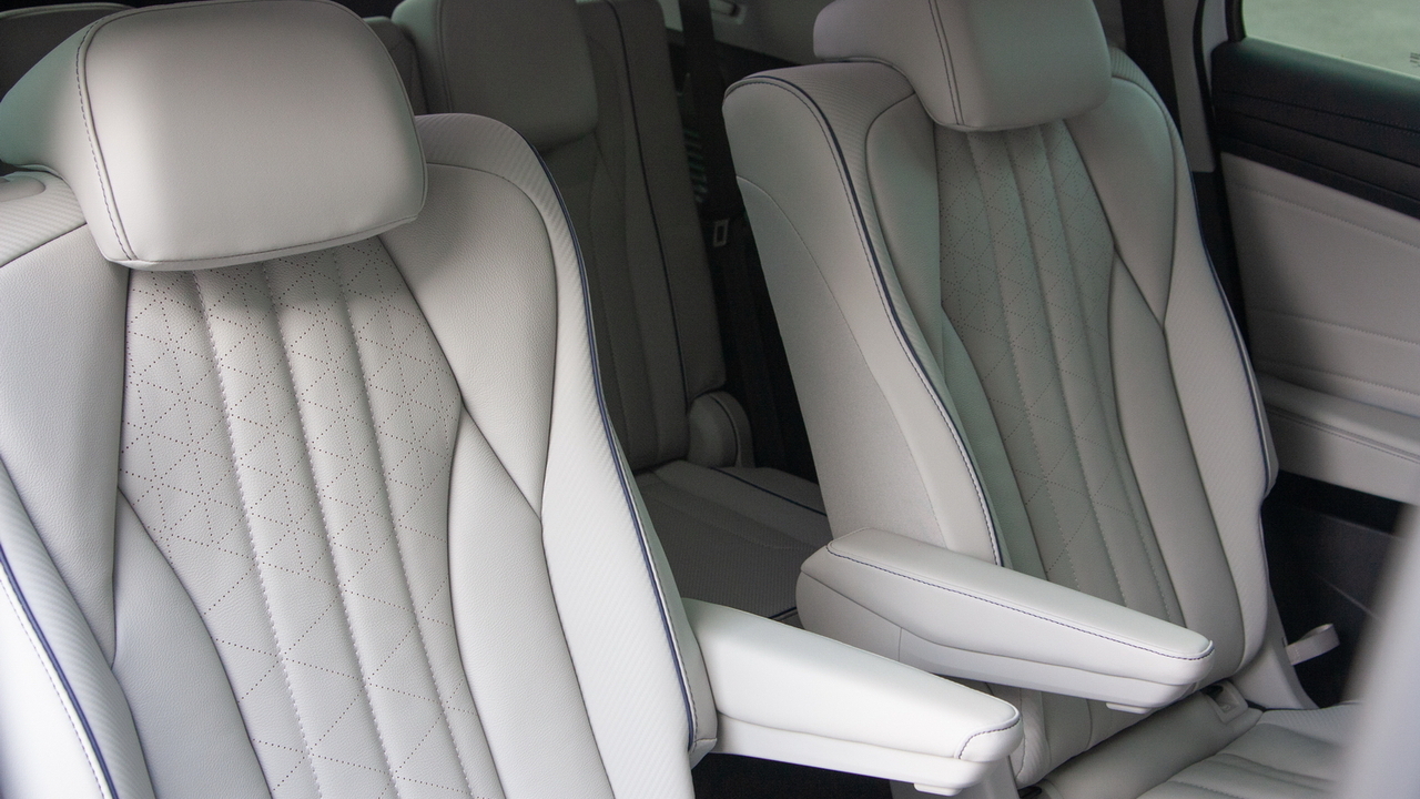 Volkswagen ID.6 X Prime white - фото салон 16