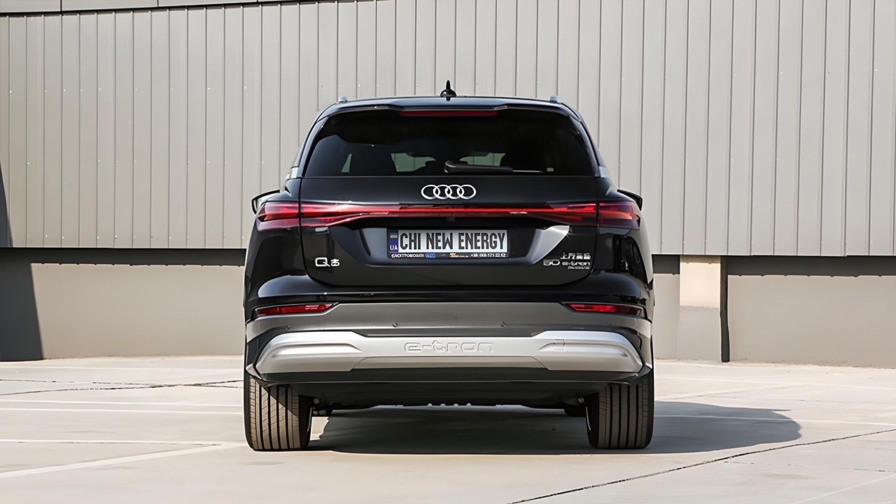 Audi Q5 e-tron 50 Quattro Brilliant black - фото 4