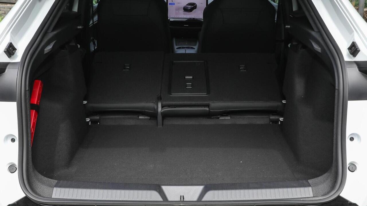 Volkswagen ID. UNYX Ultra white - фото салон 11
