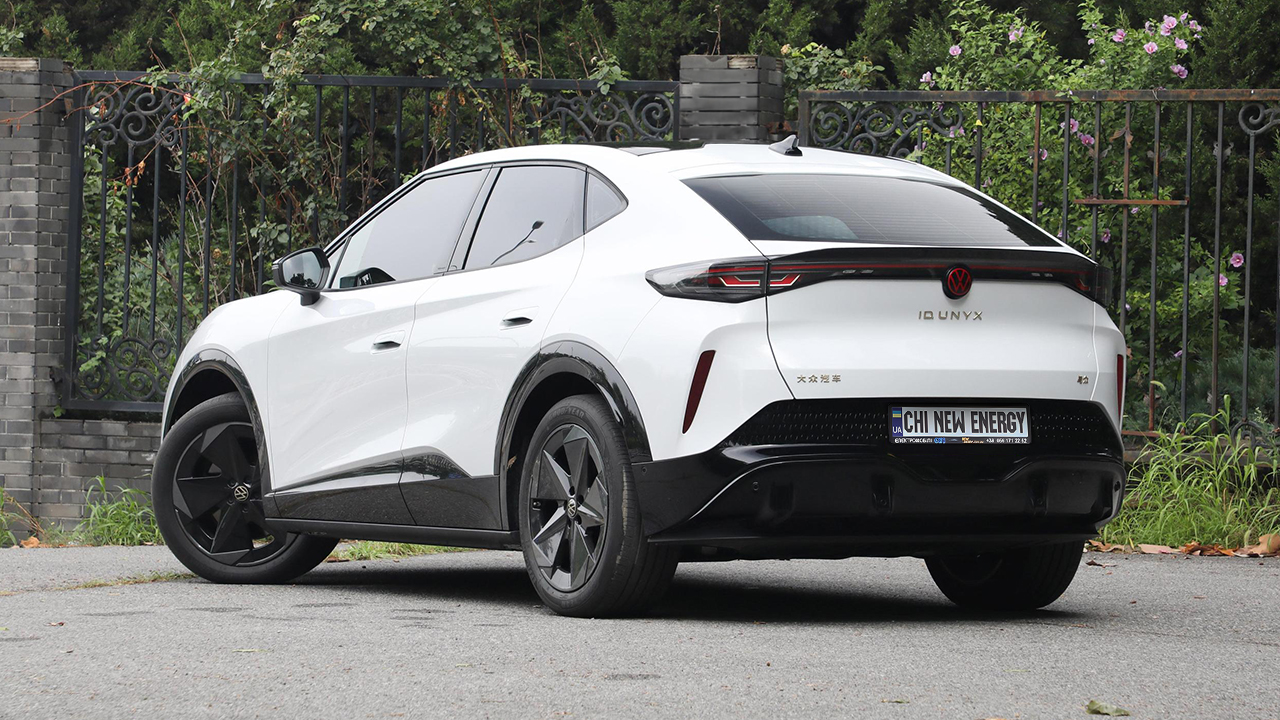 Volkswagen ID. UNYX Ultra white - фото 3