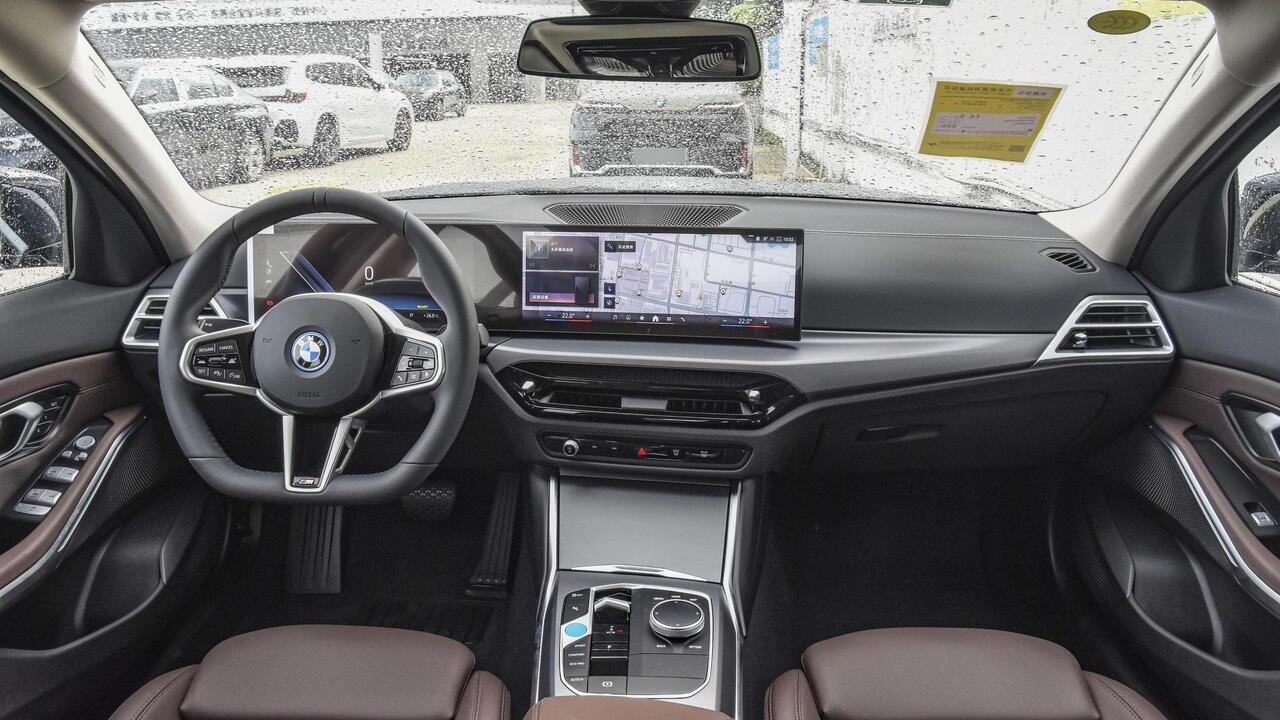 BMW i3 eDrive 35L black - фото салон 3