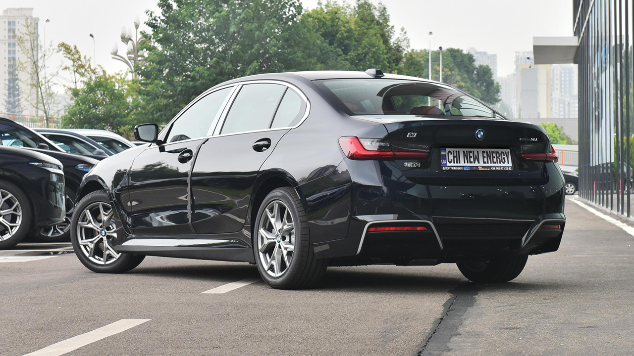 BMW i3 eDrive 35L black - фото 3