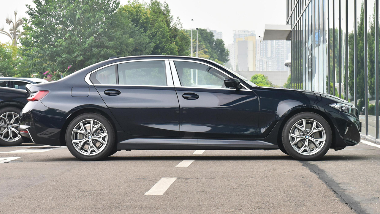 BMW i3 eDrive 35L black - фото 6