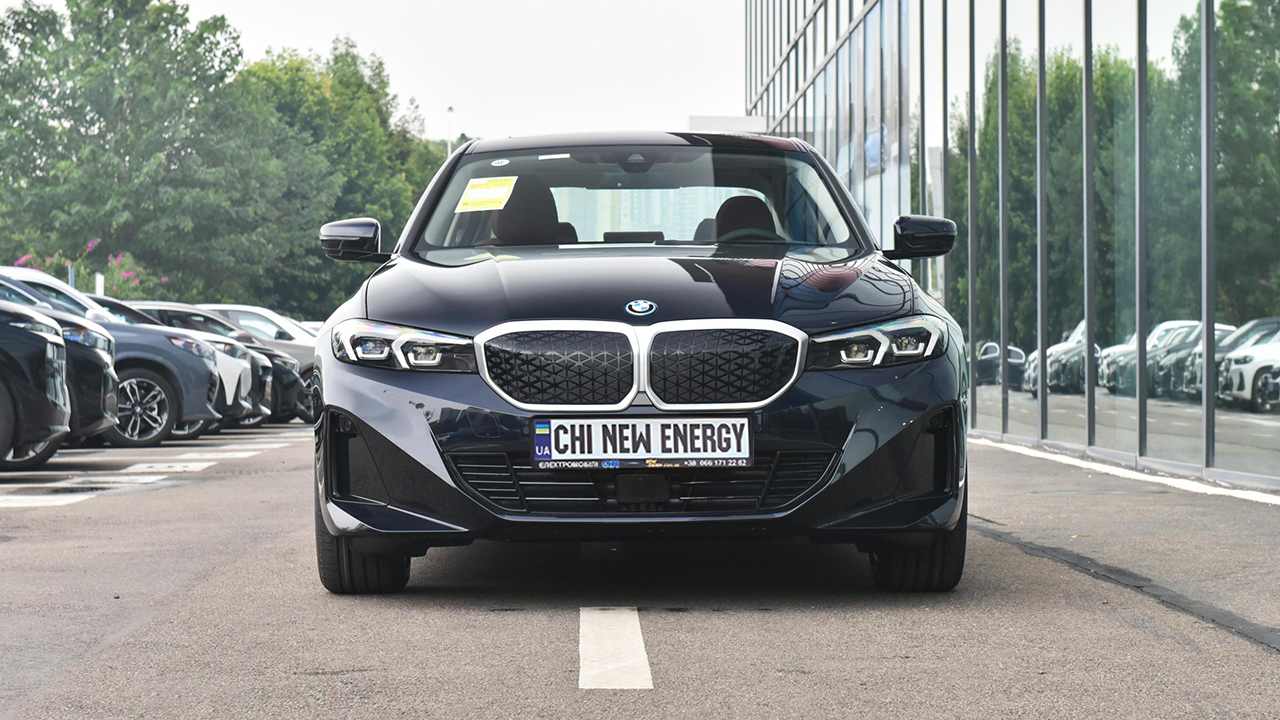 BMW i3 eDrive 35L black - фото 8